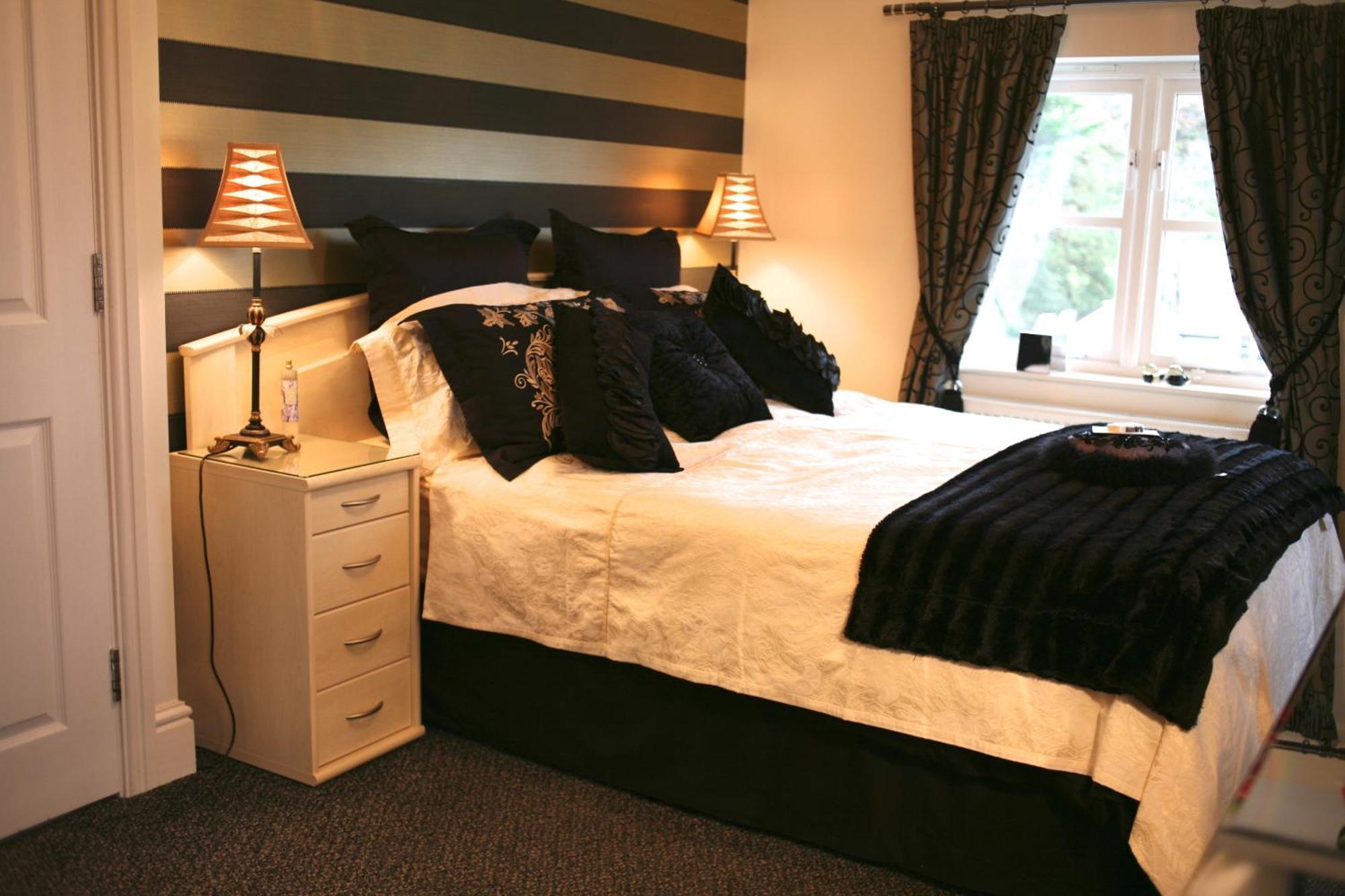Y Garth Luxury Bed And Breakfast Dinas  Eksteriør billede
